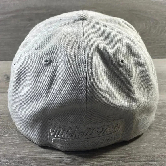 Vintage Mitchell & Ness Fitted Hat 7 7/8 Gray/Black - Picture 3 of 5